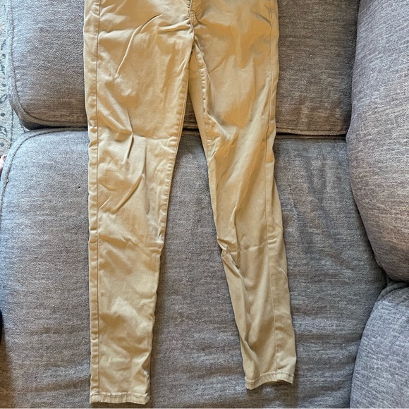 New without tags khaki skinny leg pants from American Eagle. - Picture 4 of 5